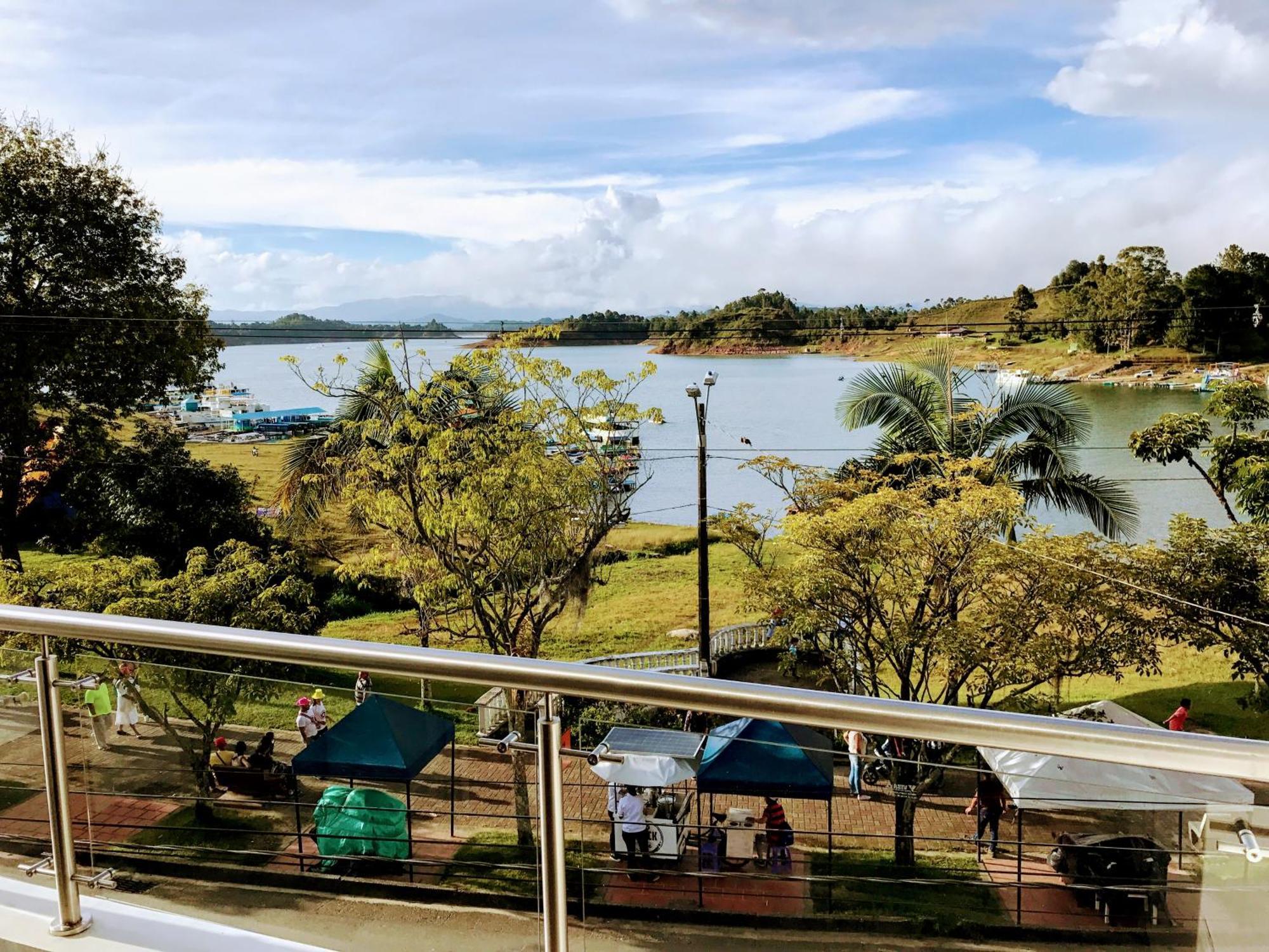 Aptos Vista Al Embalse, Frente Al Lago, Restaurantes, Bares Guatape Ruang foto
